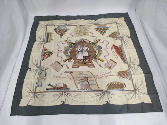 (10462_0086) HERMES Carre Scarf
