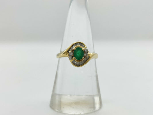 E0.44ct D0.30ct K18 2.9g Ring 