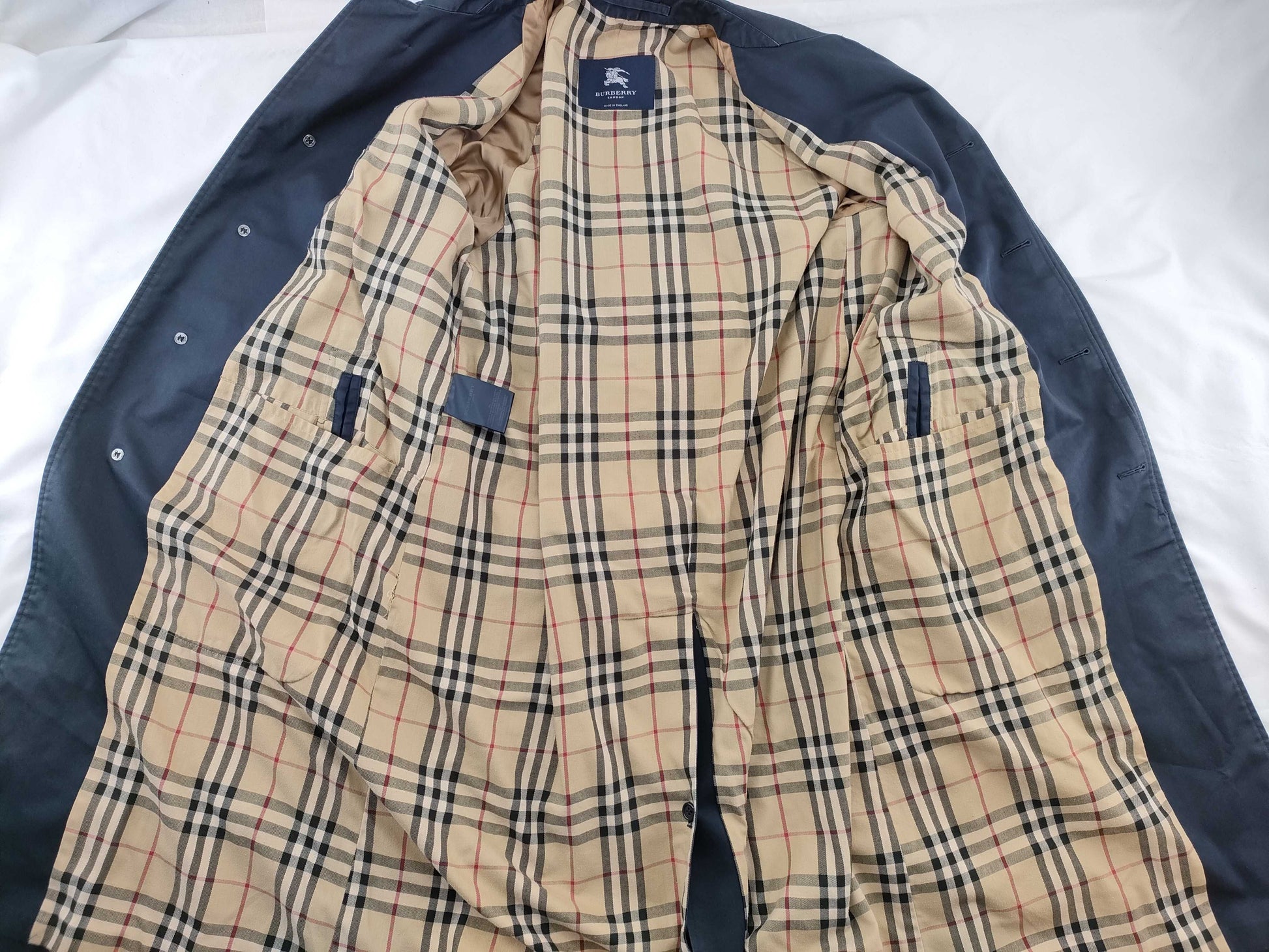 BURBERRY Nova Check Trench Coat