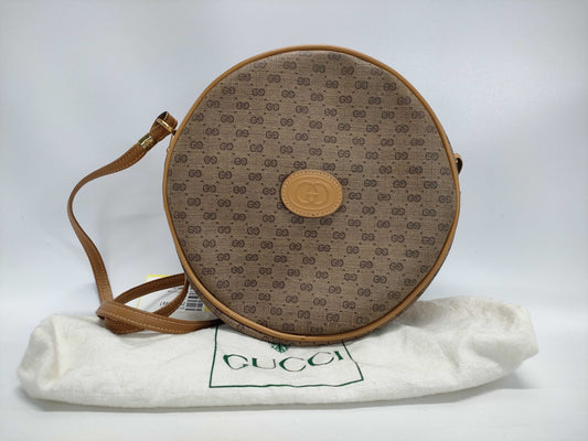 GUCCI GG Supreme [20% OFF] Pochette Shoulder Bag *Internal damage present. Shoulder bag