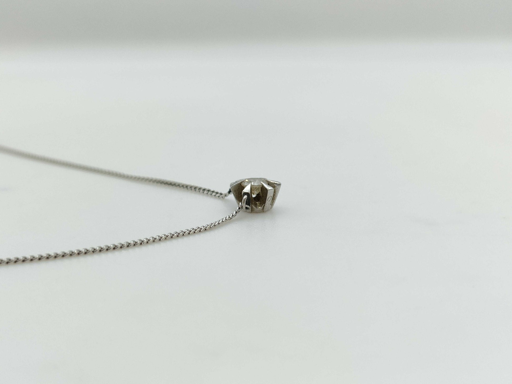 D0.20ct PT850 2.9g Necklace 