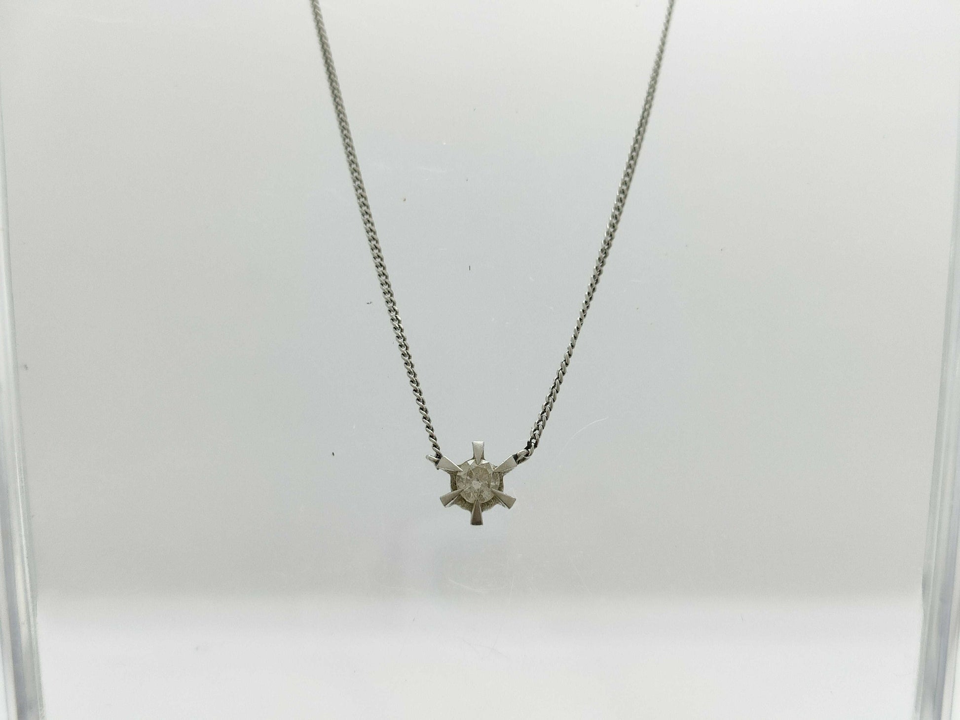 D0.20ct PT850 2.9g Necklace 