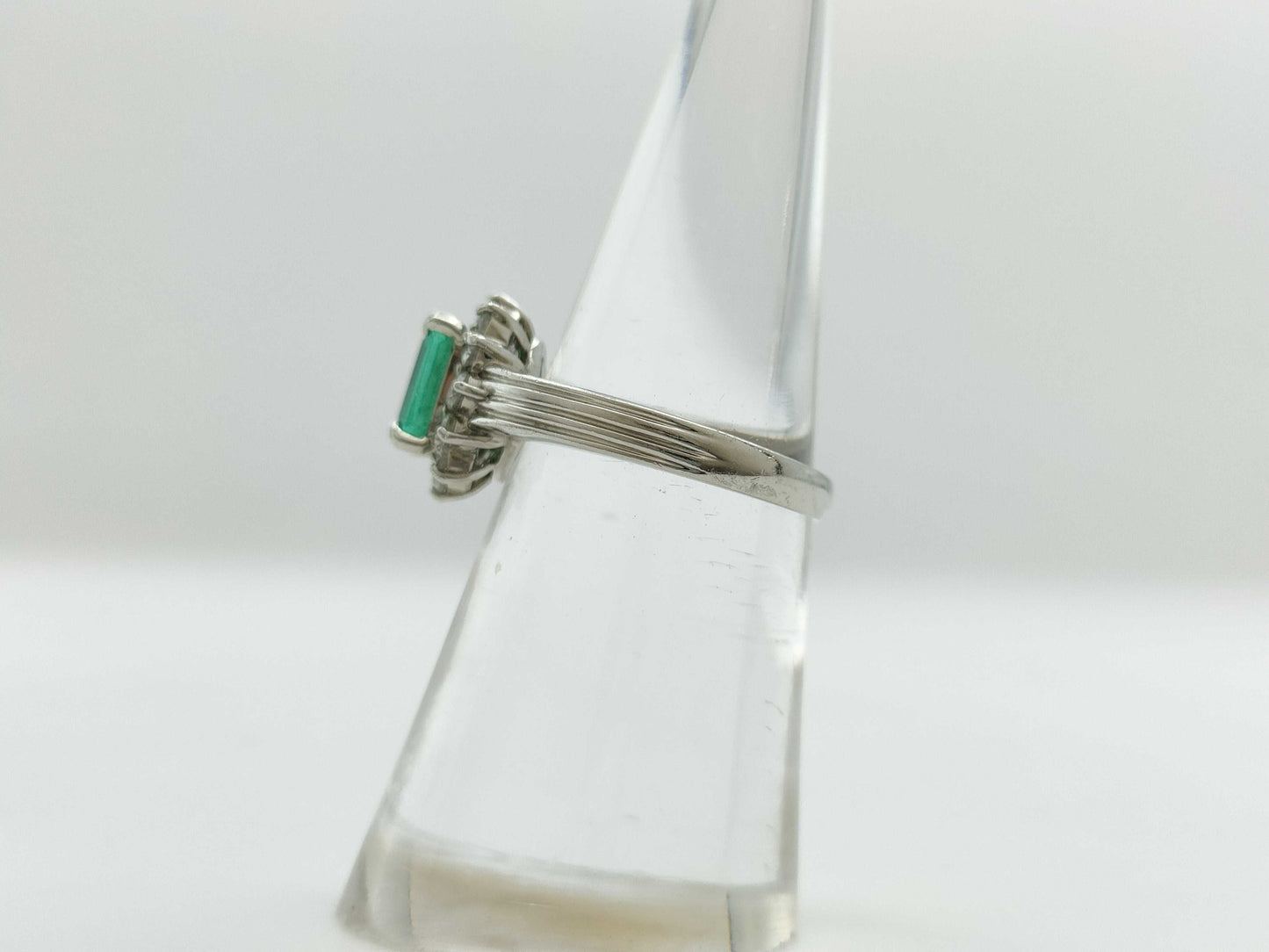 E0.82ct Diamond PT850 5.2g Ring 