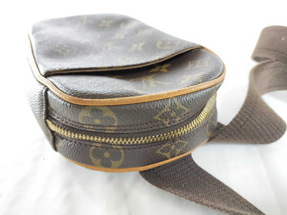 LOUIS VUITTON Monogram M51870 Pochette Ganjou Shoulder Bag