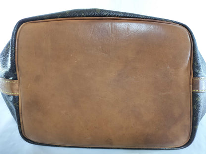 LOUIS VUITTON Monogram M42224 Noe Tote Bag