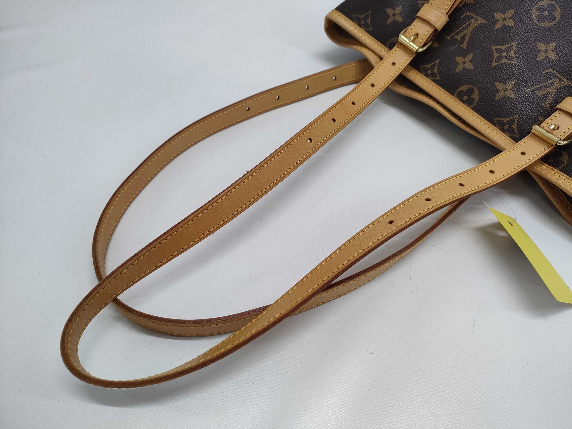 LOUIS VUITTON Monogram Bucket GM Shoulder Bag 
