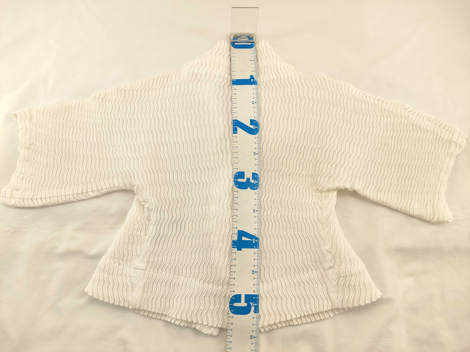 ISSEY MIYAKE Pleated Cardigan White Cardigan