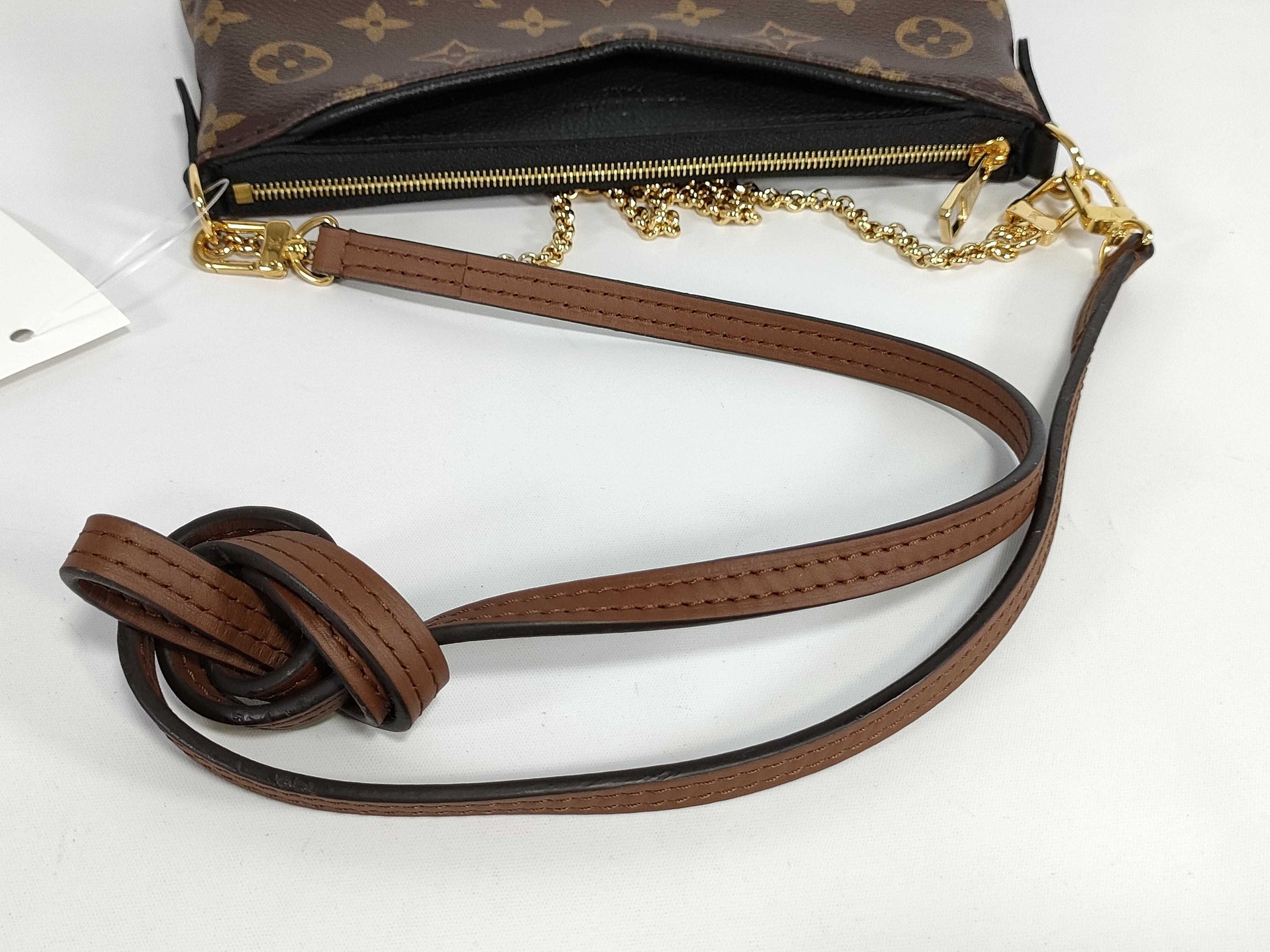 LOUIS VUITTON Monogram M41639 Pallas Chain Shoulder Bag