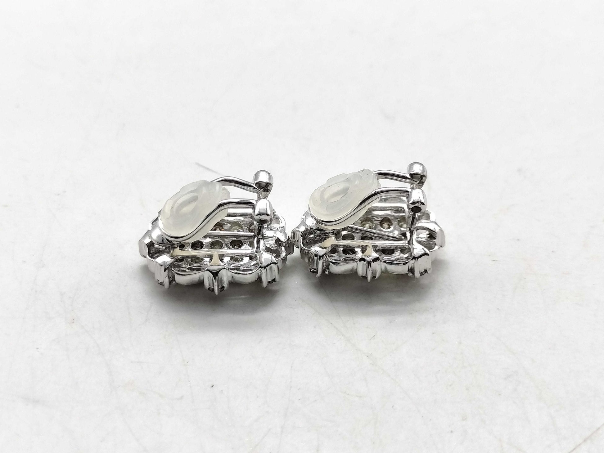 D1.15/1.15ct K18WG 8.5g Earrings 