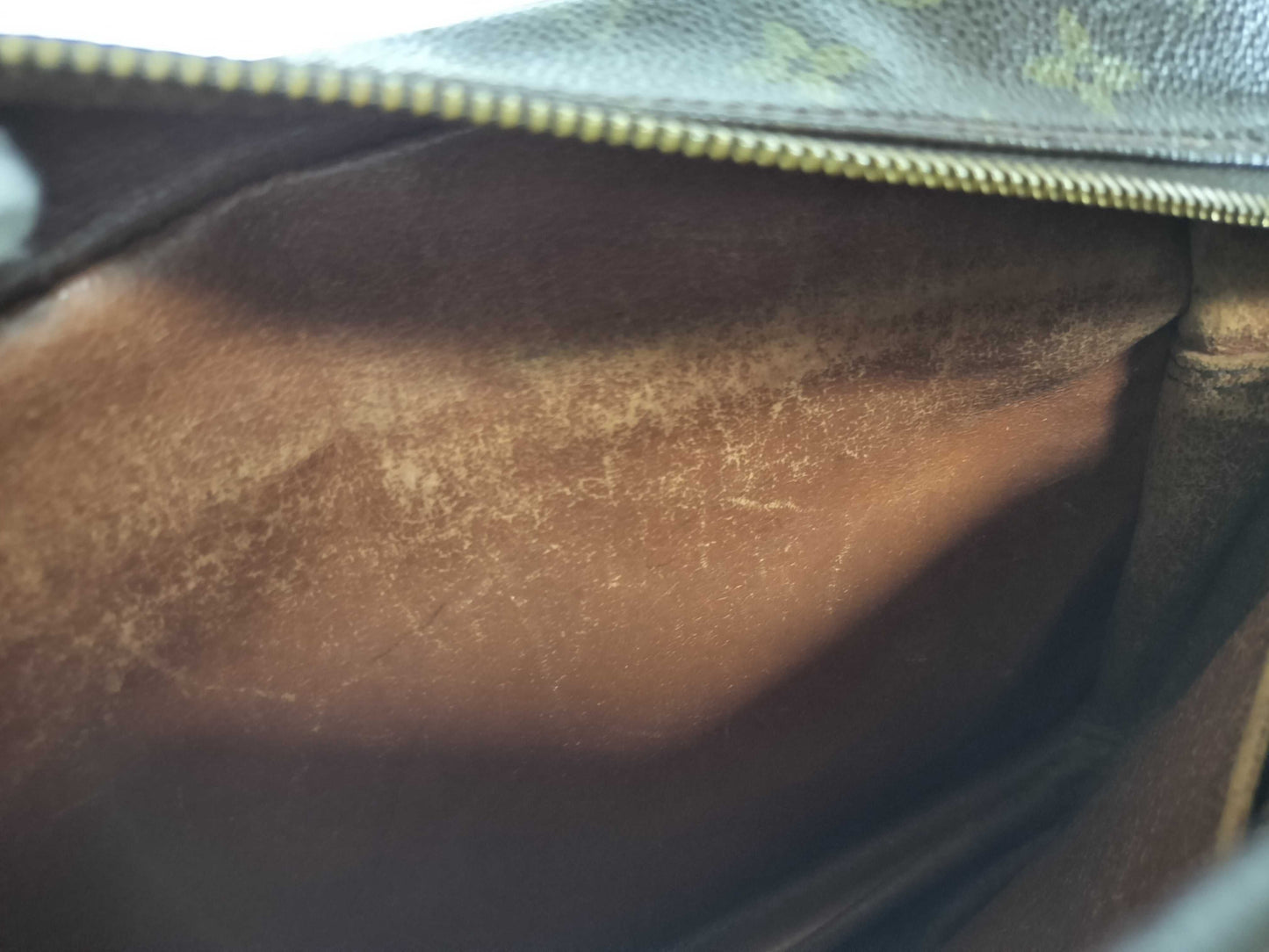 LOUIS VUITTON Monogram Migratour Shoulder Bag