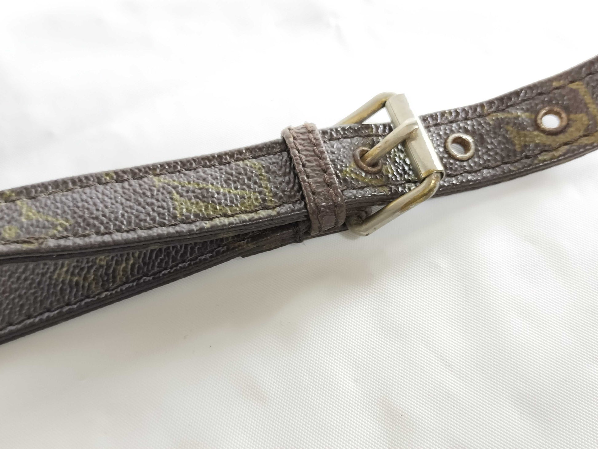 LOUIS VUITTON Monogram Migratour Shoulder Bag