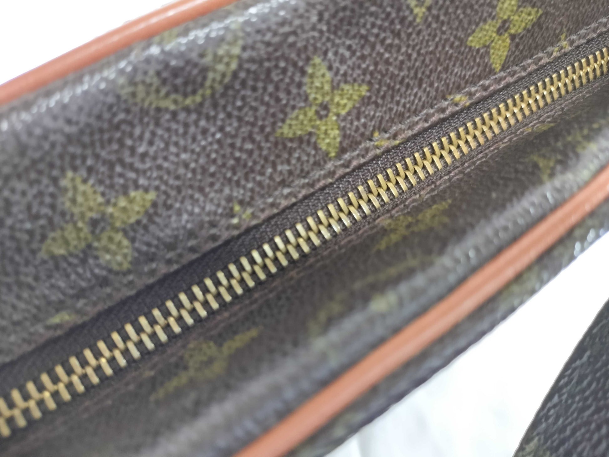 LOUIS VUITTON Monogram Migratour Shoulder Bag