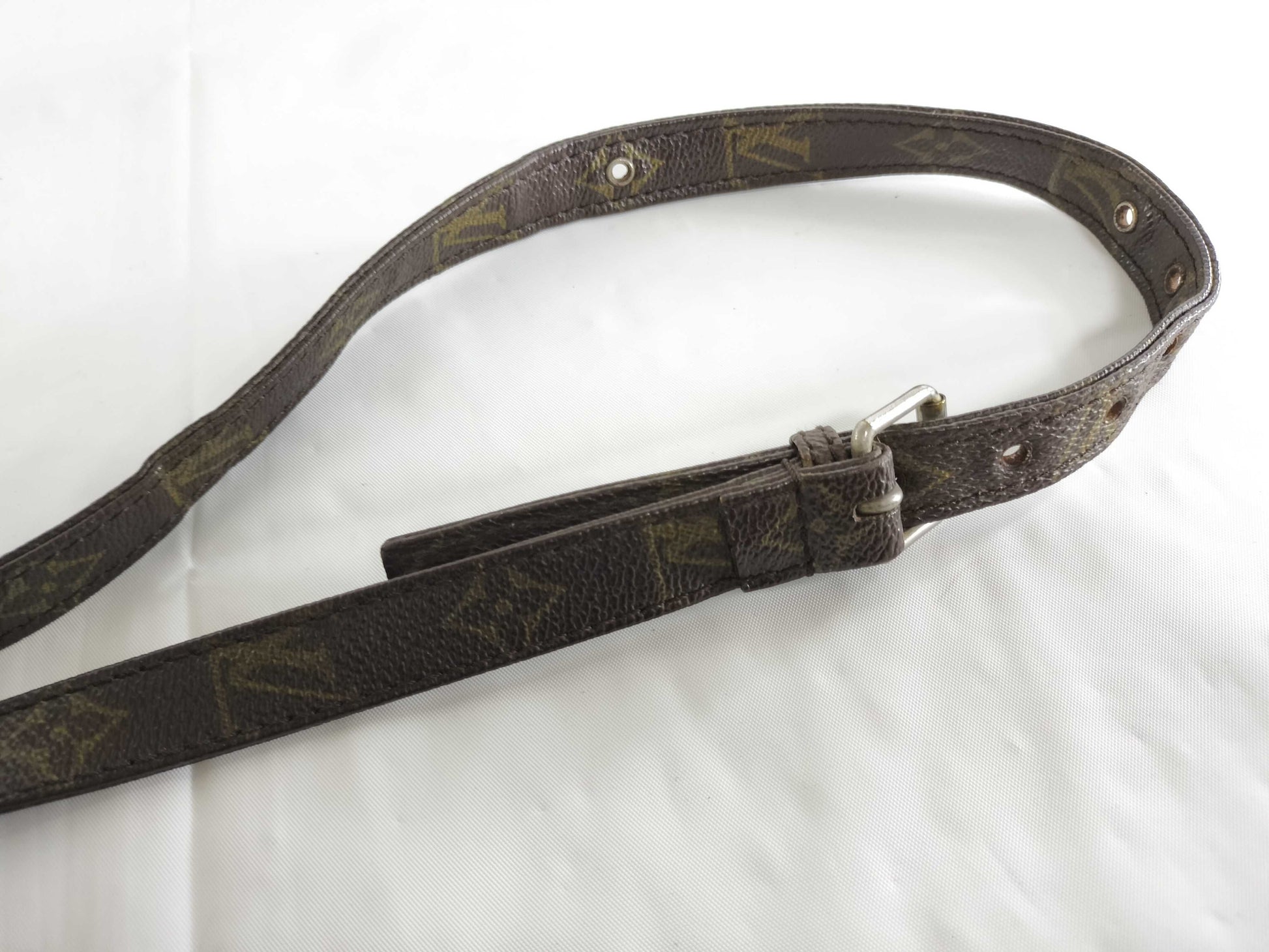LOUIS VUITTON Monogram Migratour Shoulder Bag