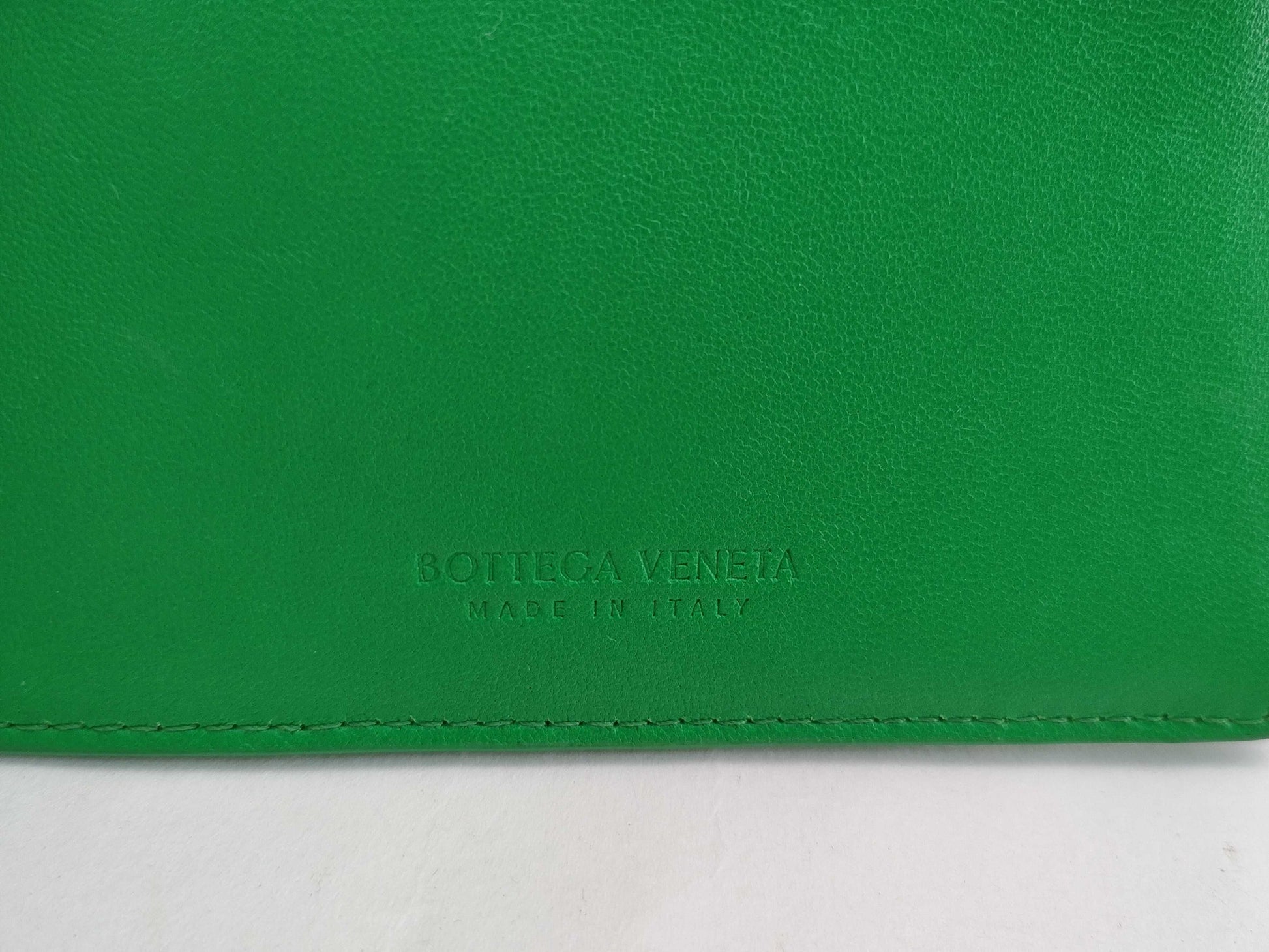 BOTTEGA VENETA Intrecciato Bottega Paraquito Card Case, Pass Case, Business Card Case