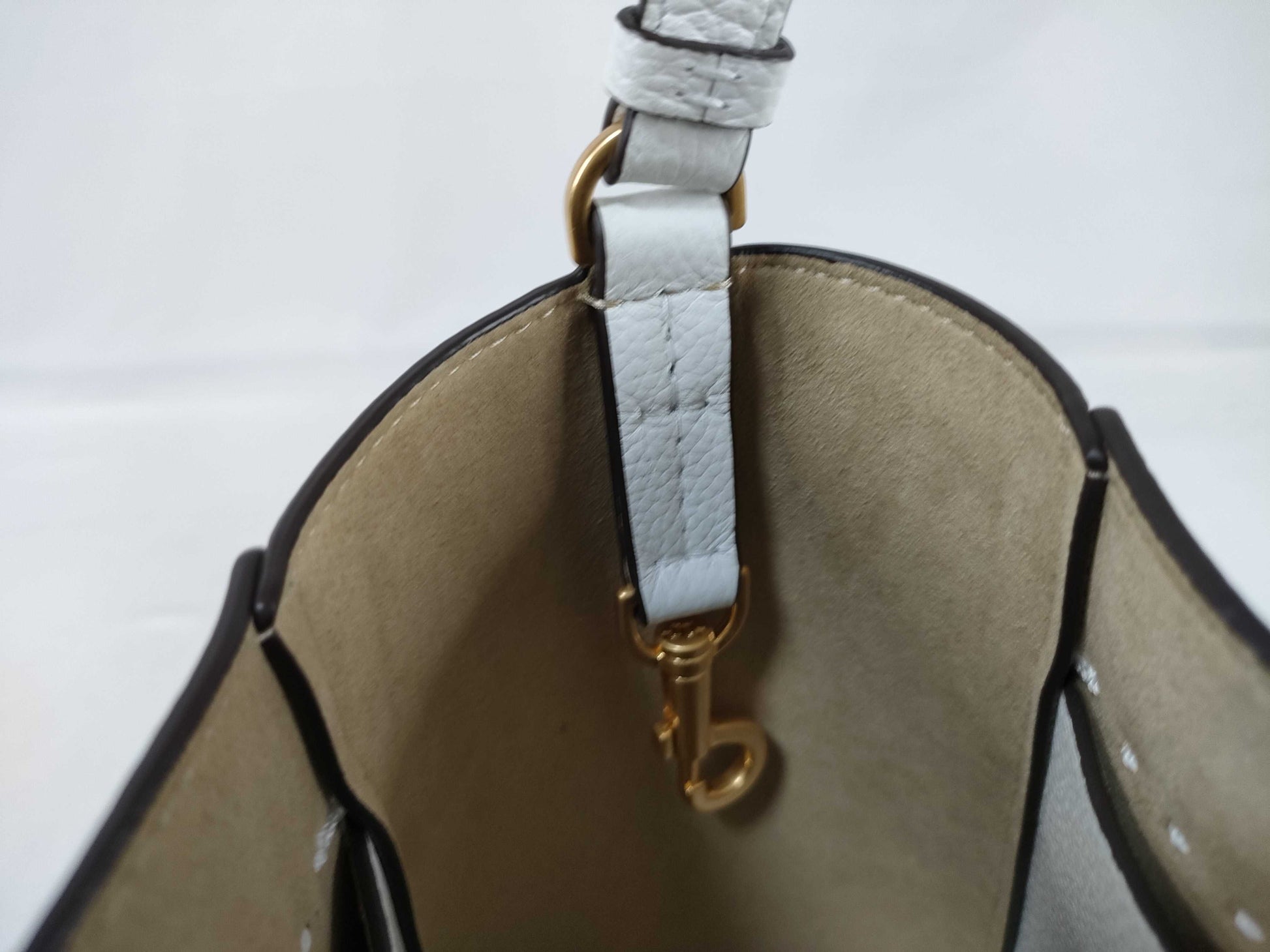 Tory Burch Leather 2-Way Bag Handbag