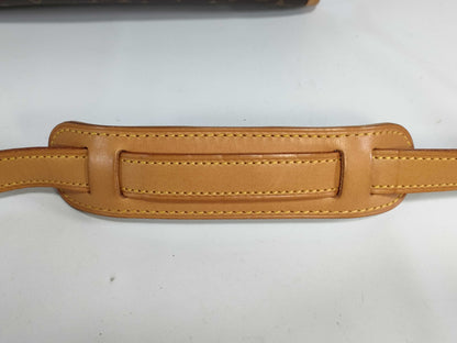 LOUIS VUITTON Monogram M42250 Sologne Shoulder Bag