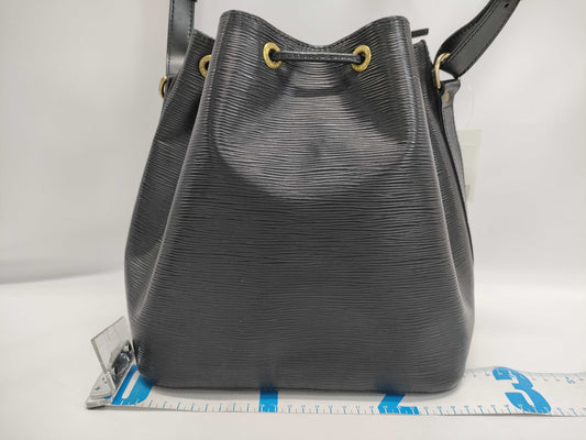 LOUIS VUITTON Epi Petit Noe Shoulder Bag