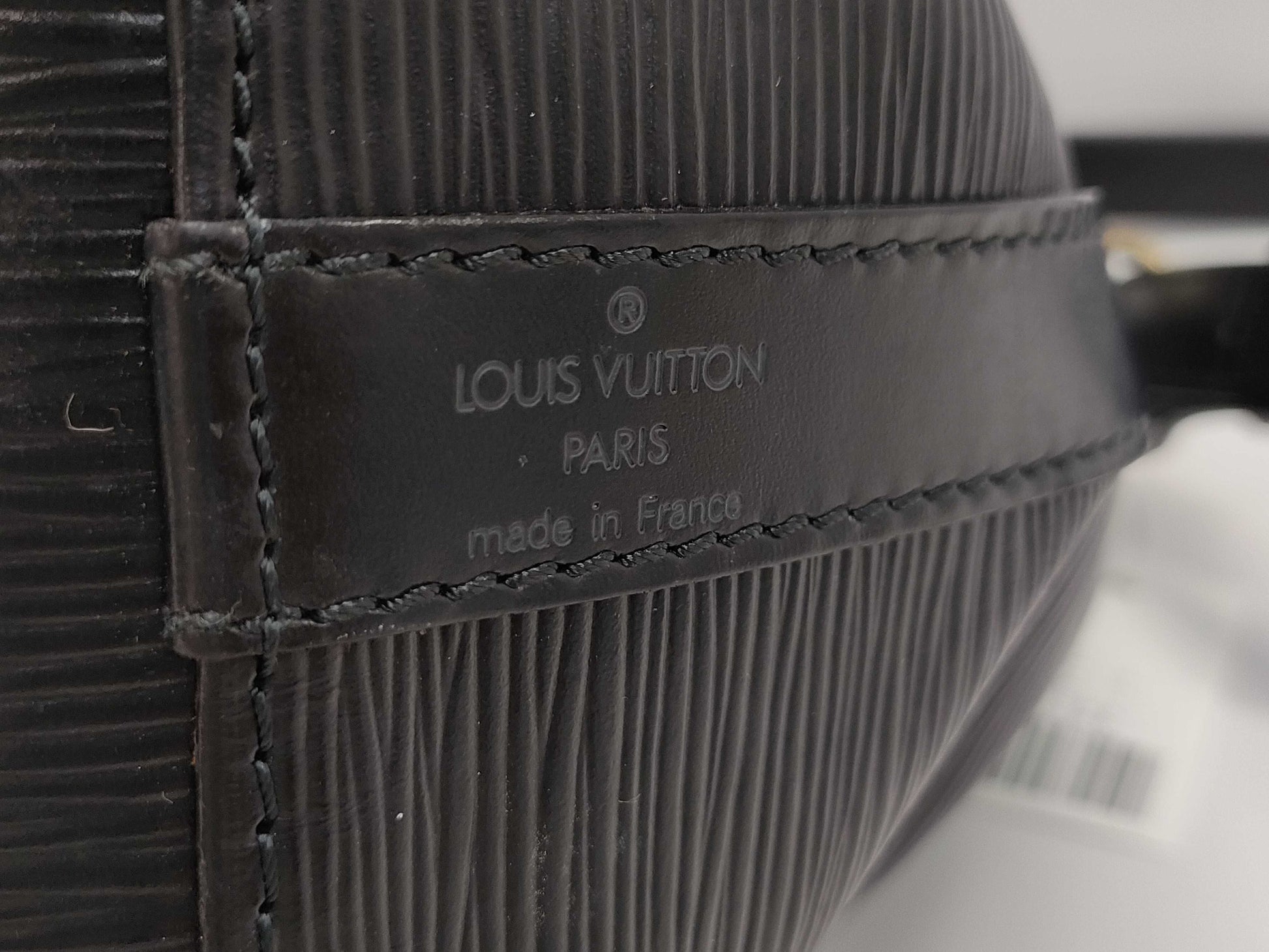LOUIS VUITTON Epi Petit Noe Shoulder Bag