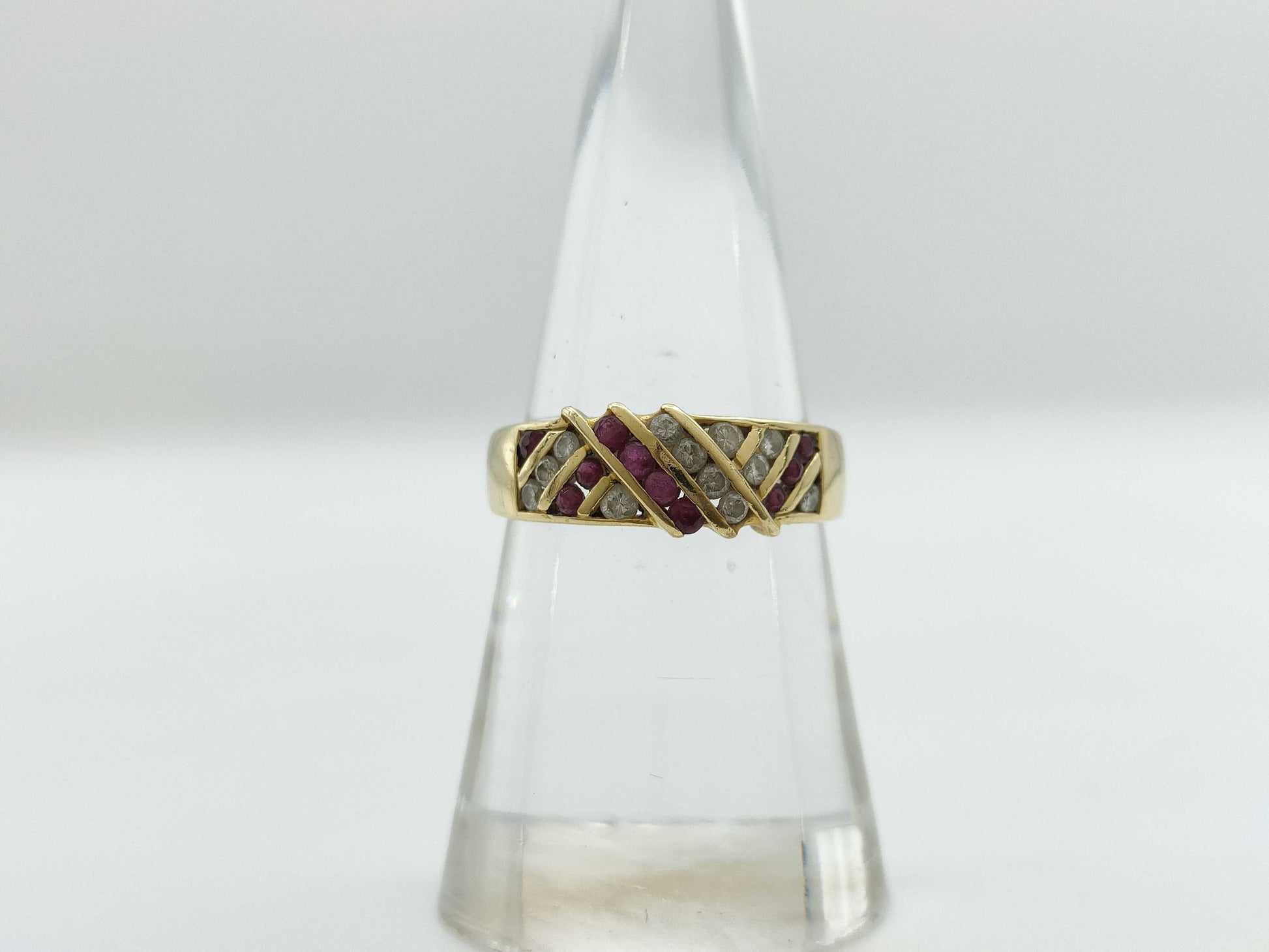 Ruby and Diamond 750 3.4g Ring 