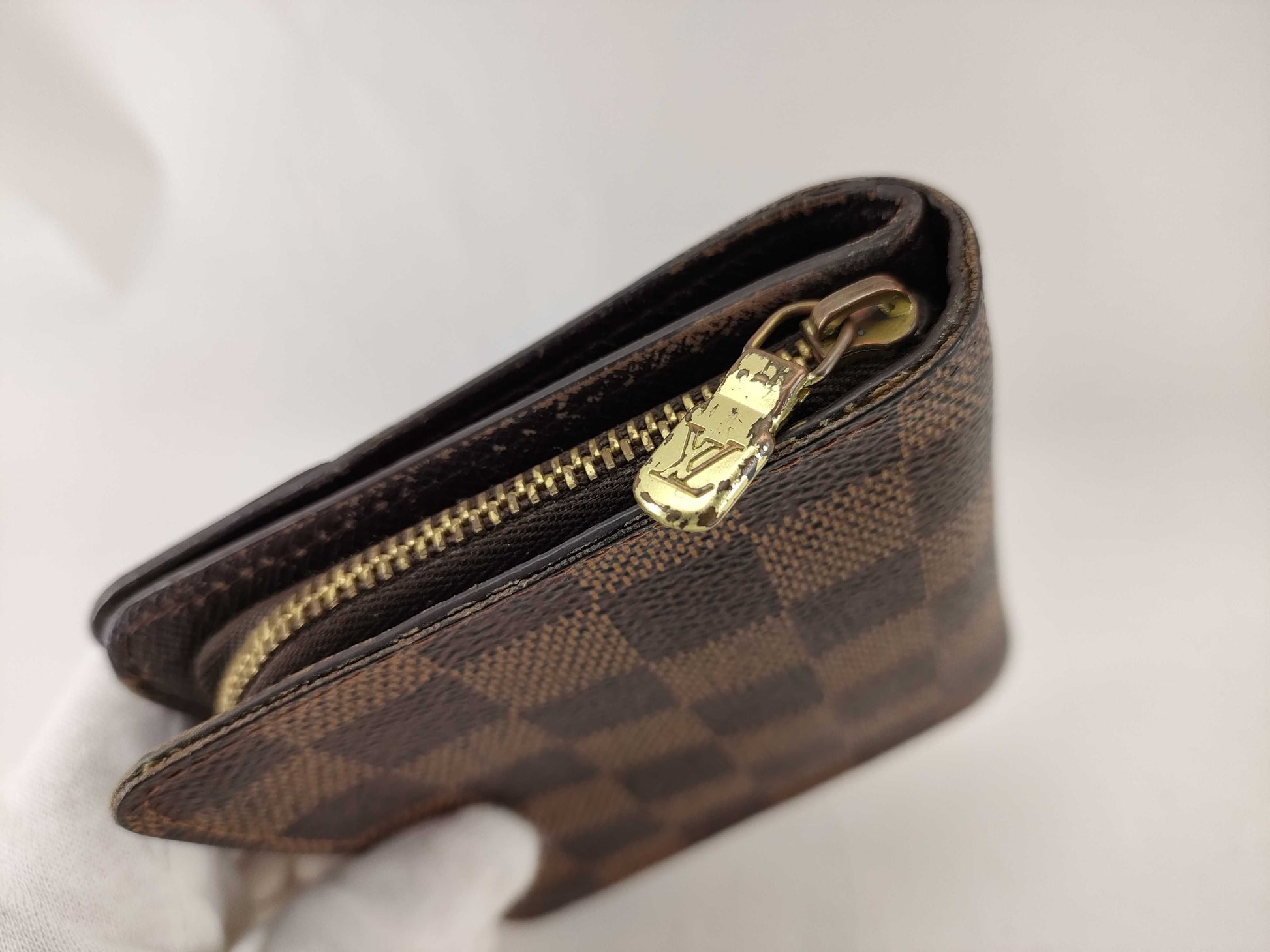 LOUIS VUITTON Damier N61668 Compact Zip Wallet
