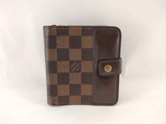 LOUIS VUITTON Damier N61668 Compact Zip Wallet