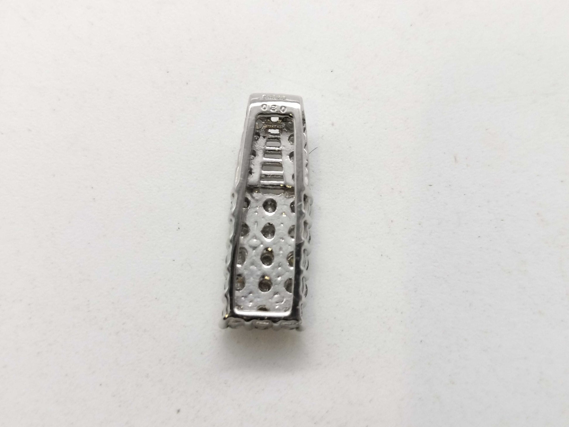 D0.80ct PT900 2.8g Pendant Top 