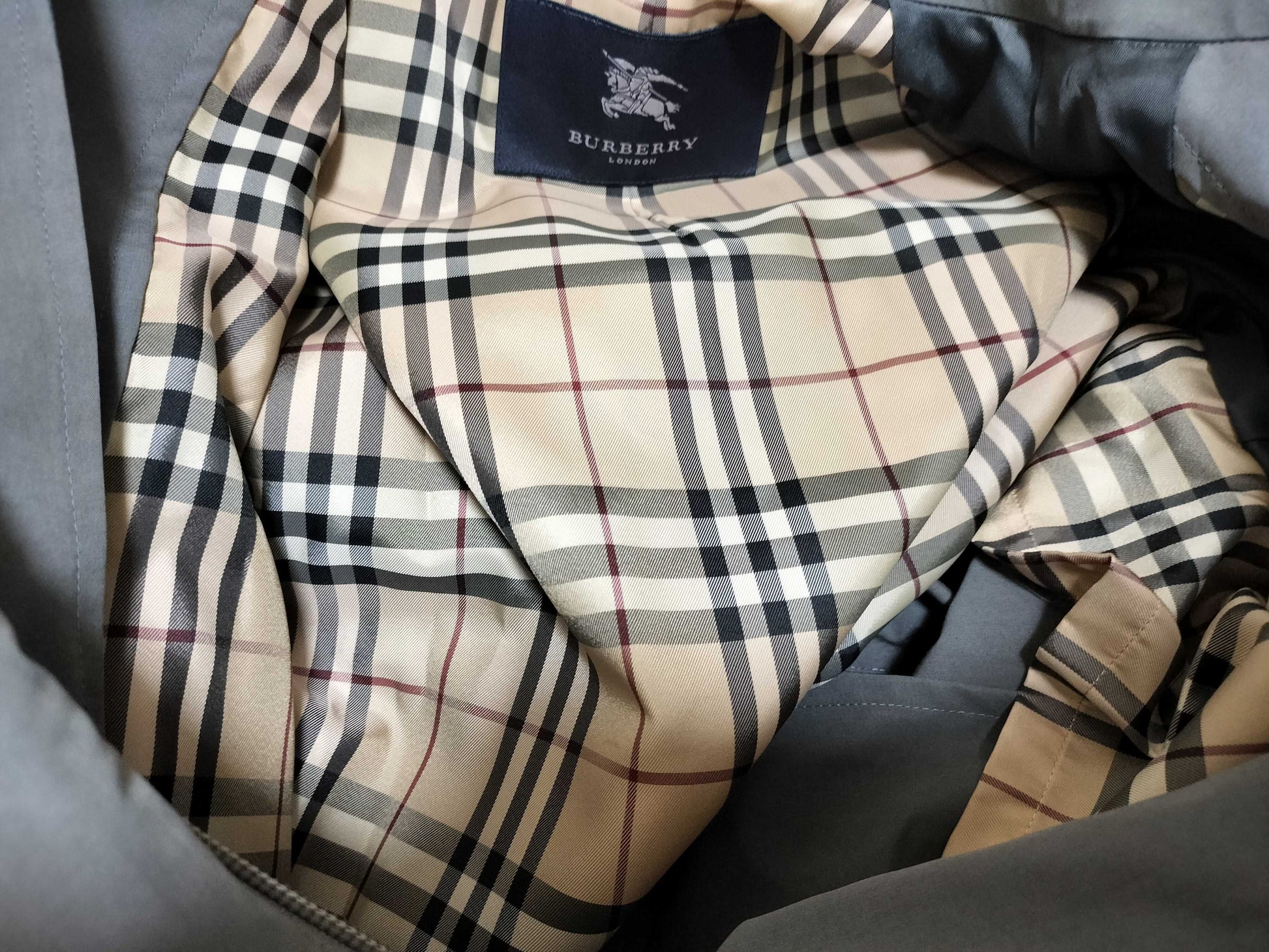 BURBERRY trench coat with Nova check lining
