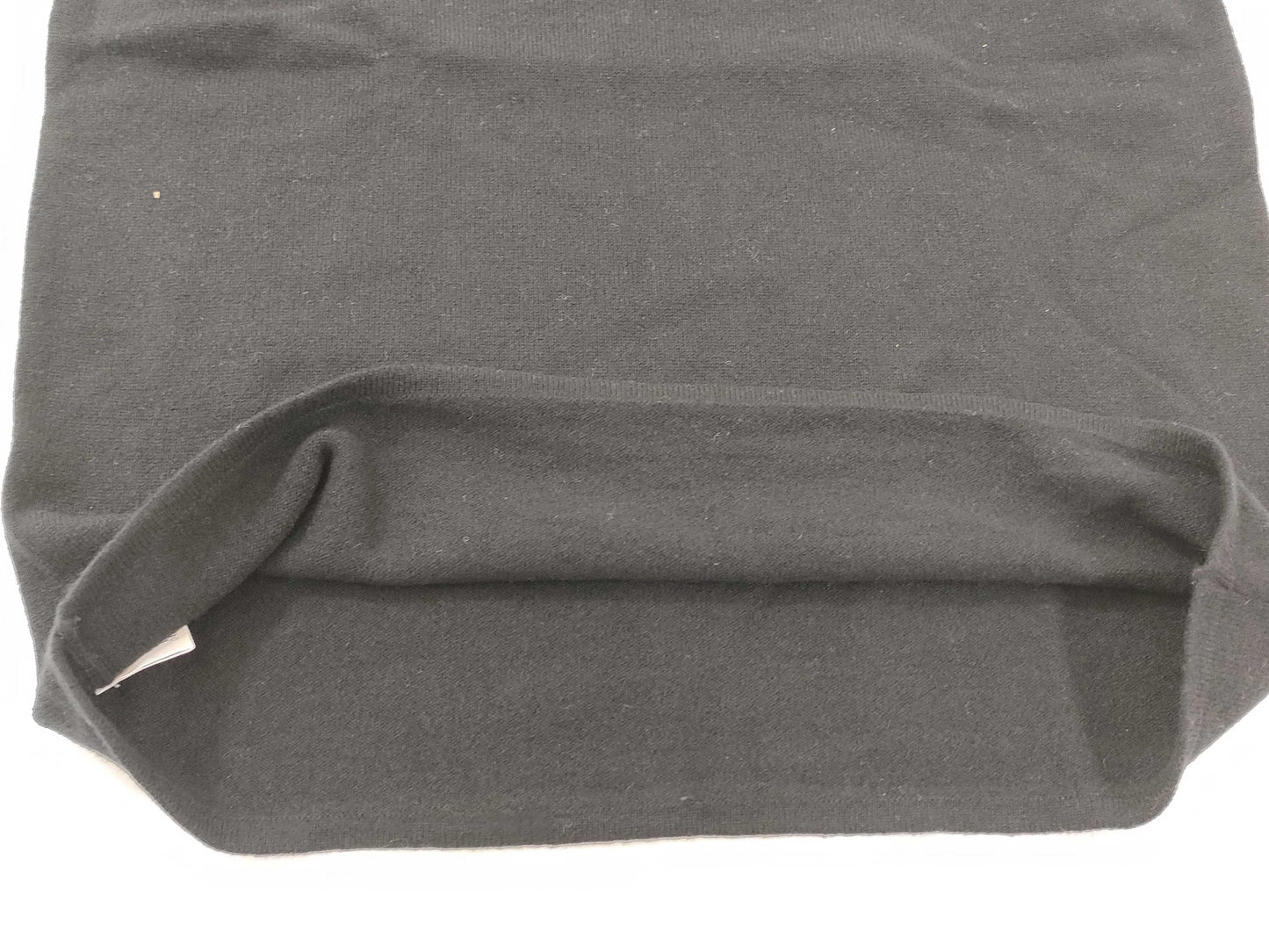 HERMES sleeveless knit black top