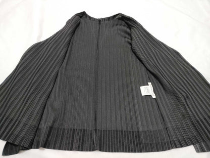 ISSEY MIYAKE Pleats Please Cardigan Black Cardigan