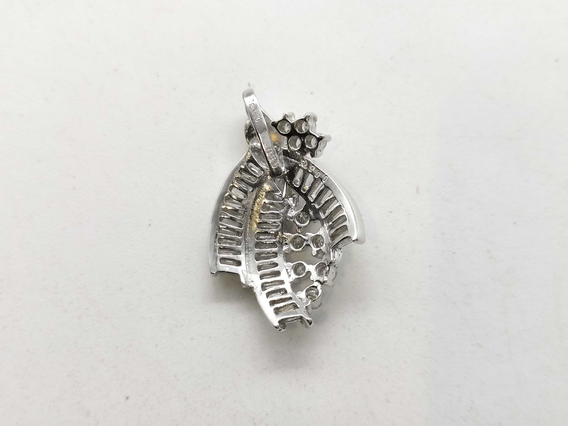 D0.55ct PT900 2.7g Pendant Top 