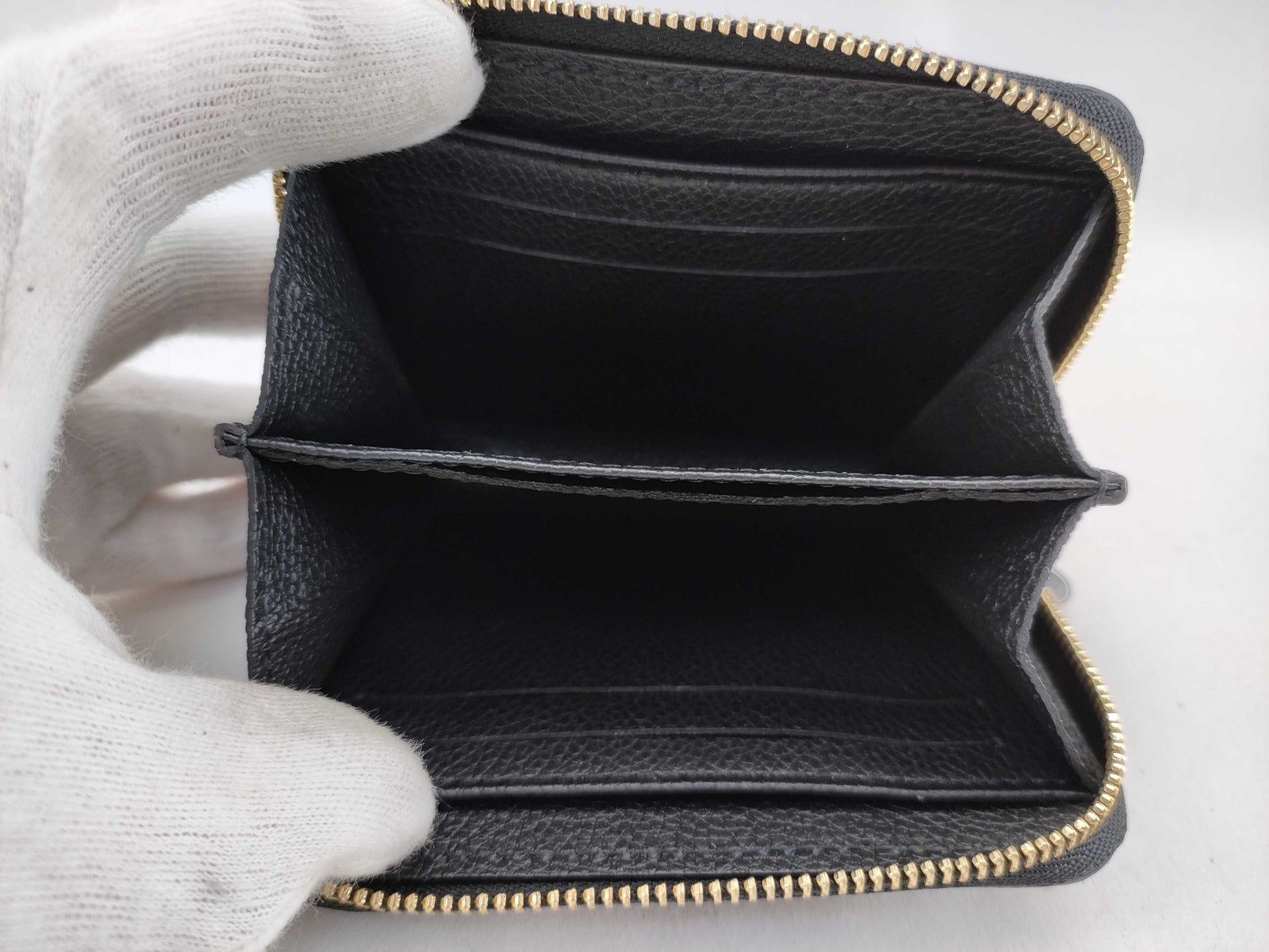 LOUIS VUITTON Monogram Empreinte M60574 Monogram Empreinte Zippy Coin Purse