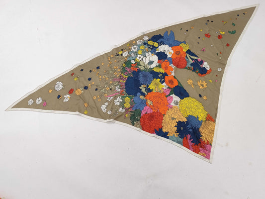 HERMES Triangle Geant Scarf