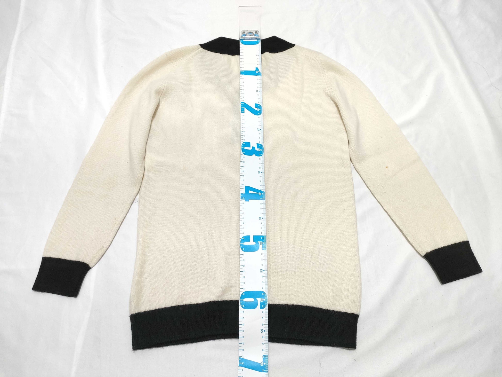 CHANEL Coco Mark 97C Coco Button Long Sleeve Top