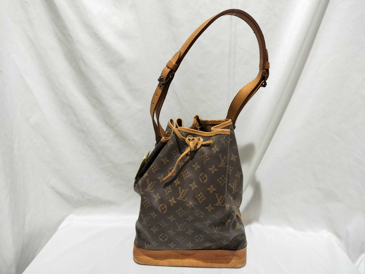 LOUIS VUITTON Monogram M42224 Noe Shoulder Bag