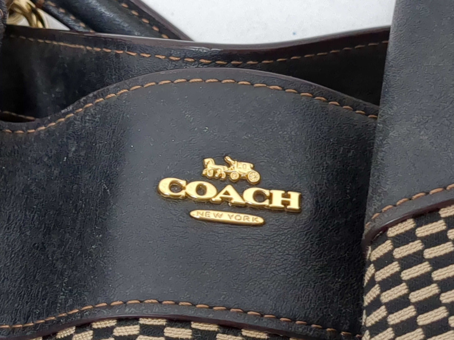 COACH F27575 and other 3 items summary shoulder bag