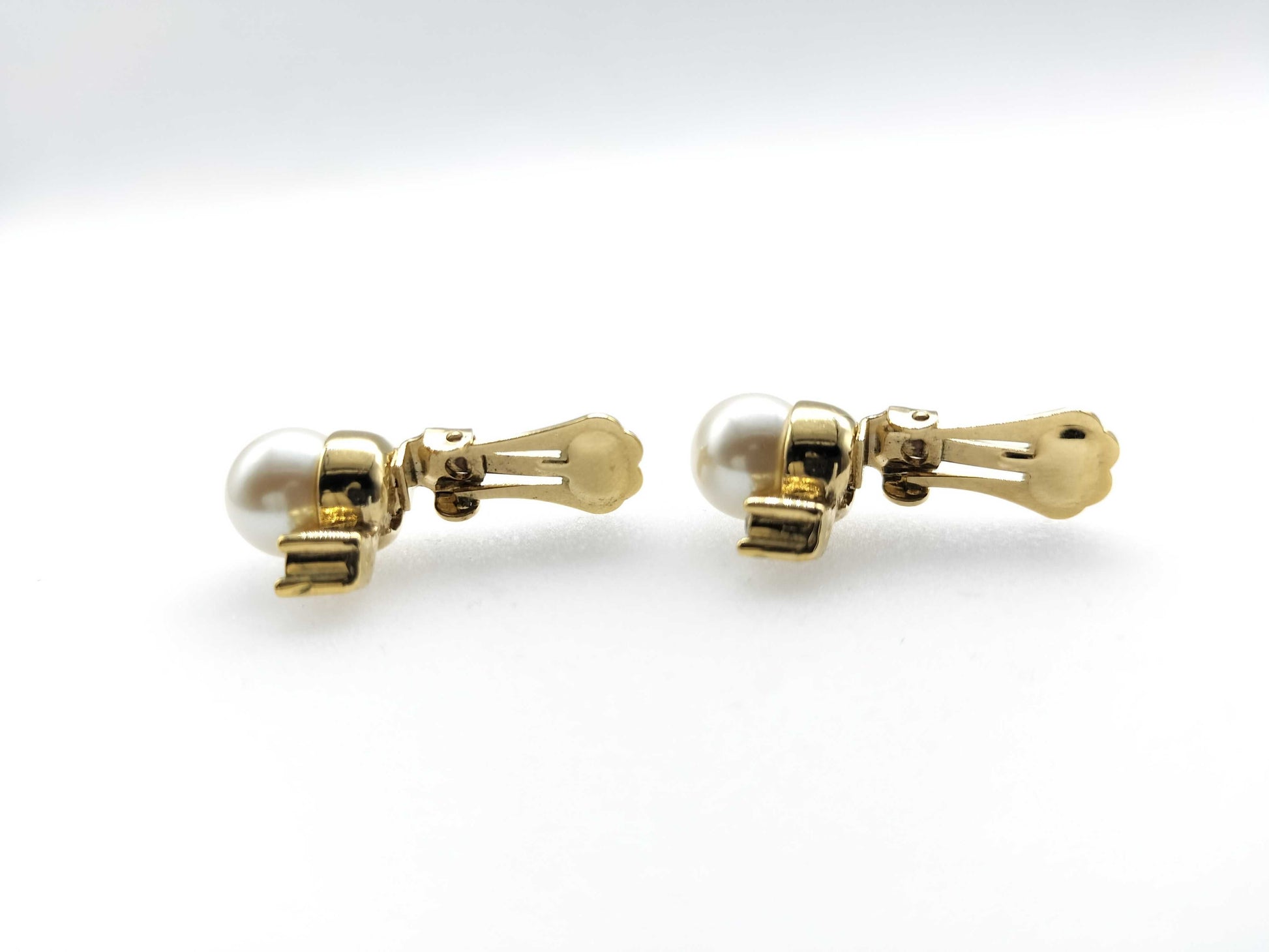 Dior Earrings Pearl Gold Earrings