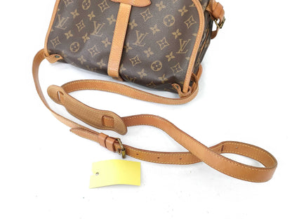 LOUIS VUITTON Monogram M42256 Saumur 30 Shoulder Bag