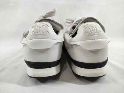 CHANEL Matelasse Matelasse Coco Sneakers