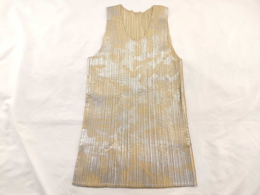 ISSEY MIYAKE Pleats Please Sleeveless Top