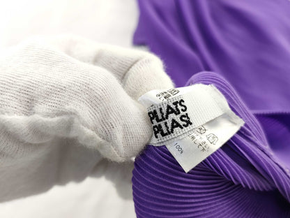 ISSEY MIYAKE Pleats Please High Neck Sleeveless Top