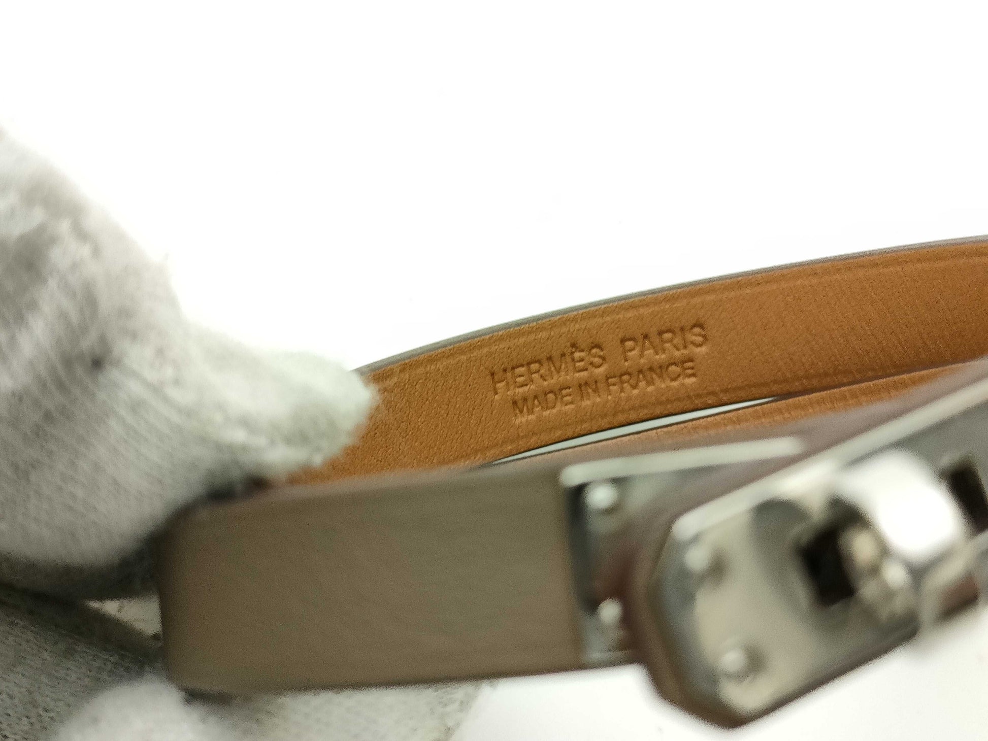 HERMES Mini Kelly Double Tour W Engraved Bracelet/Bangle