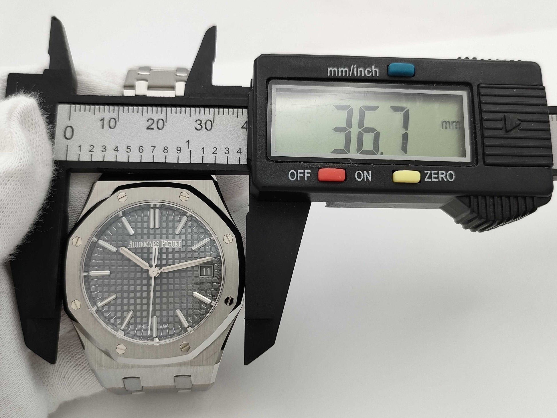 AUDEMARS PIGUET 15550ST.OO.1356ST.07 YT4825U Gray Dial Men's Watch