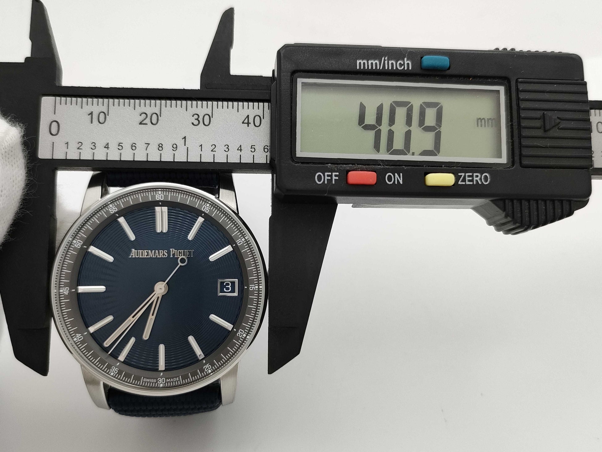 AUDEMARS PIGUET 15210ST.OO.A348KB.01 JP8443A Automatic Blue Dial Men's Watch