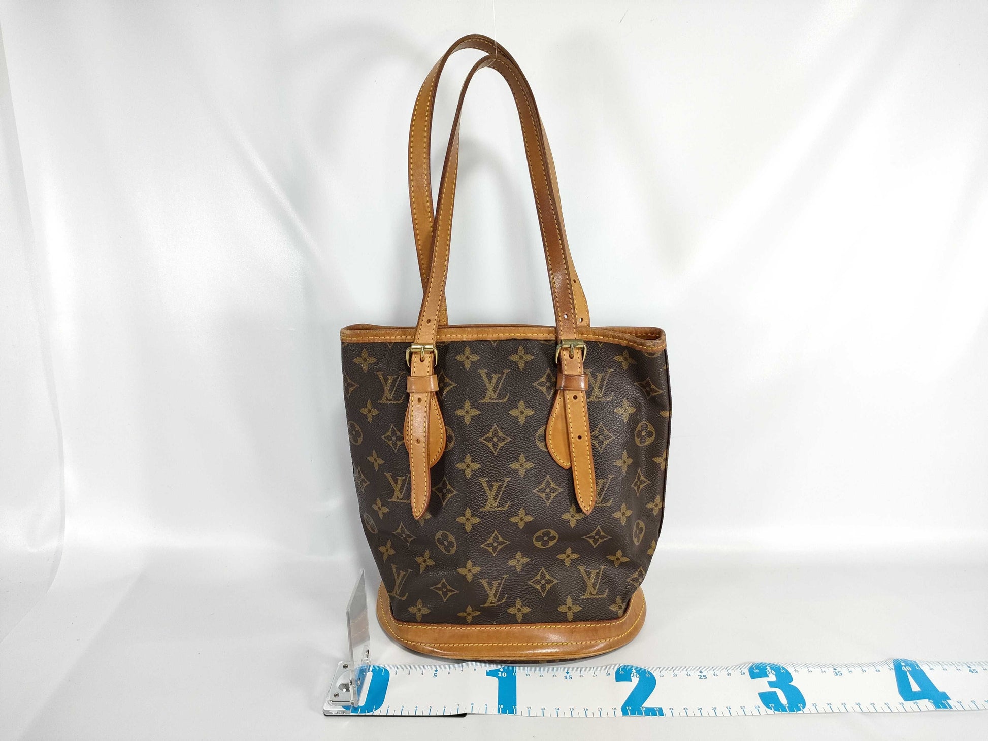 LOUIS VUITTON Monogram M42238 Bucket PM Tote Bag 