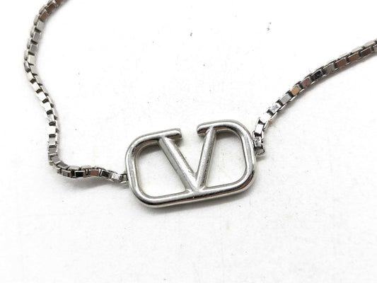 VALENTINO V Logo Signature Bracelet Silver Bracelet/Bangle