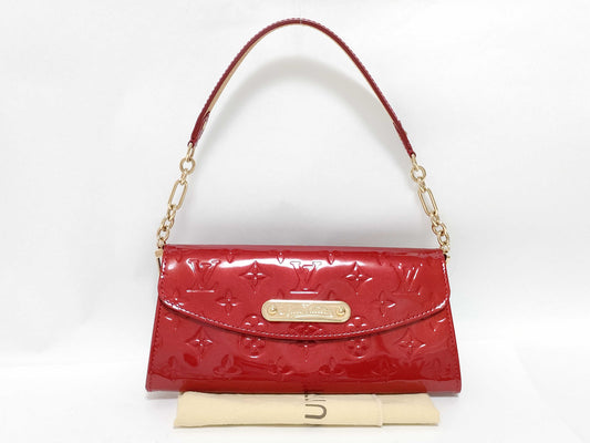 LOUIS VUITTON Vernis Sunset Boulevard Red Shoulder Bag