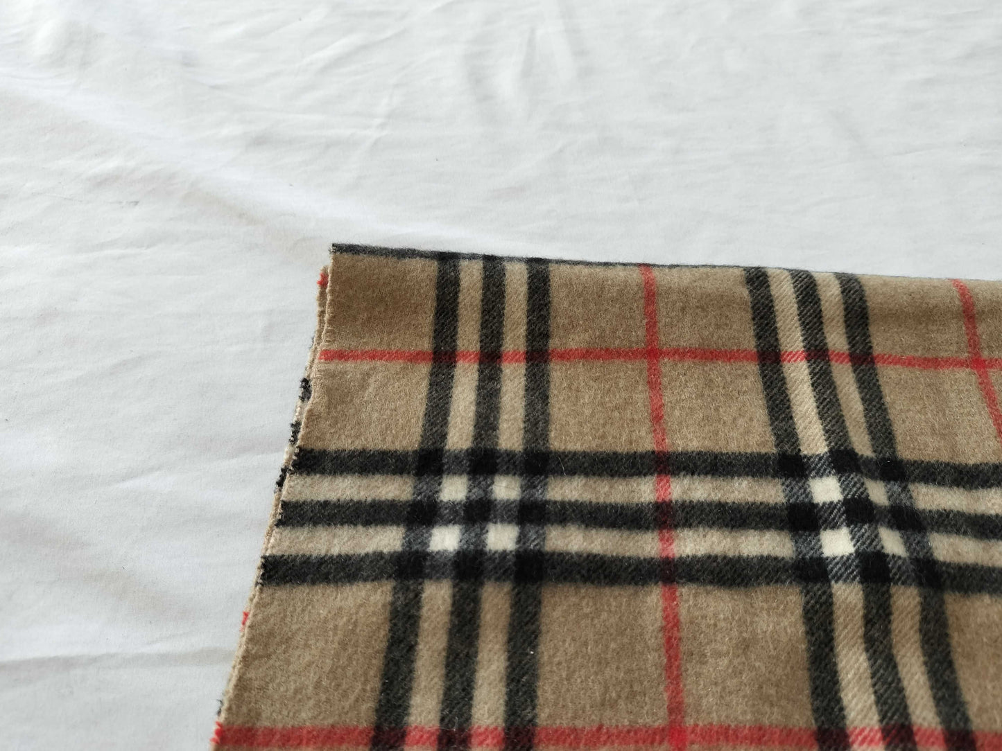 BURBERRY Nova Check Scarf