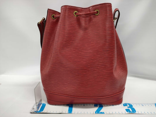 LOUIS VUITTON Epi Noe Shoulder Bag