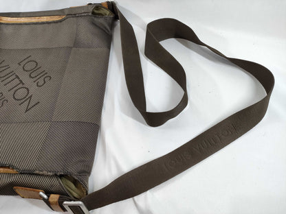 LOUIS VUITTON Damier Geant Damier Geant Messager/Messenger Shoulder Bag