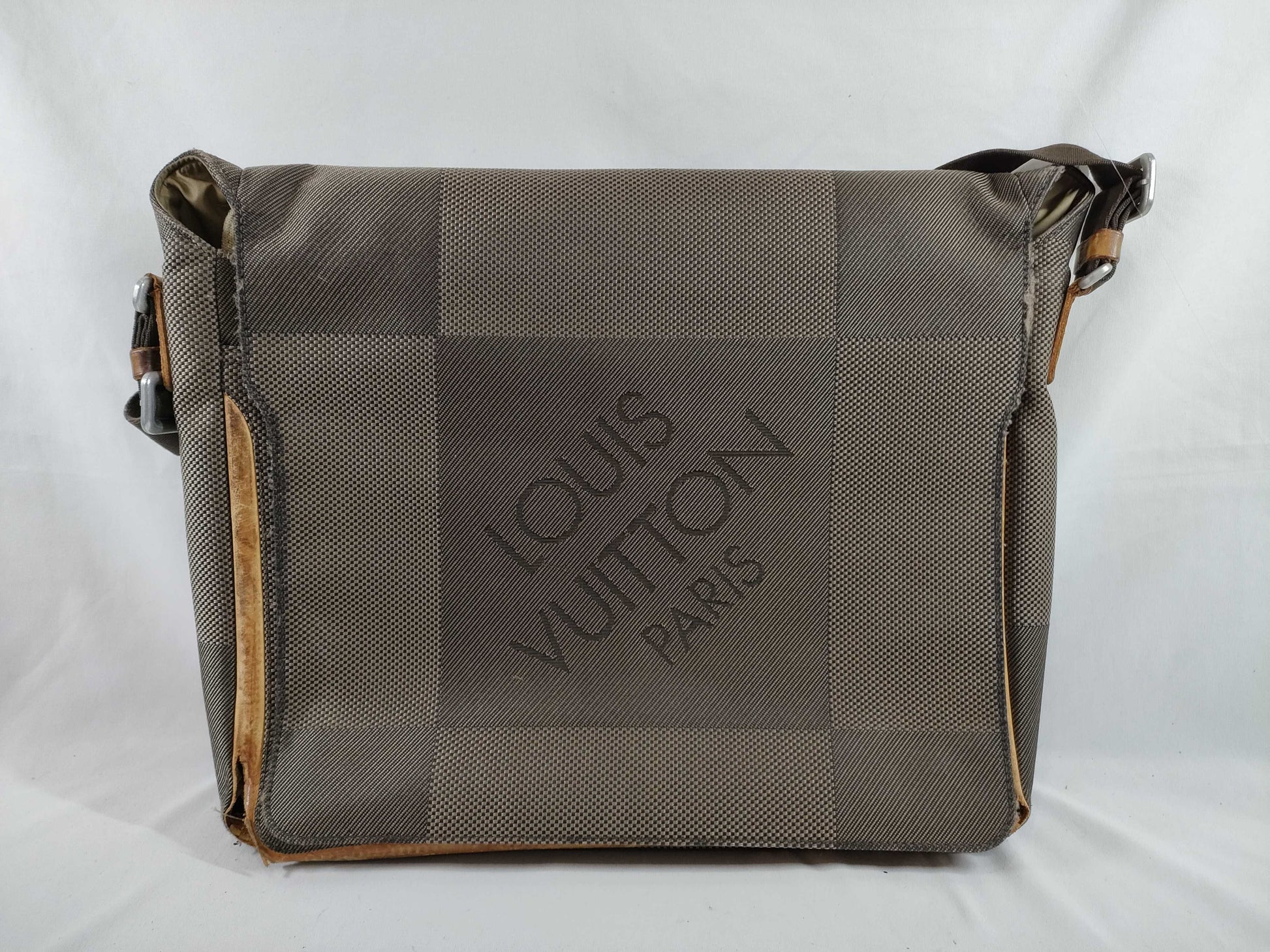 LOUIS VUITTON Damier Geant Damier Geant Messager/Messenger Shoulder Bag